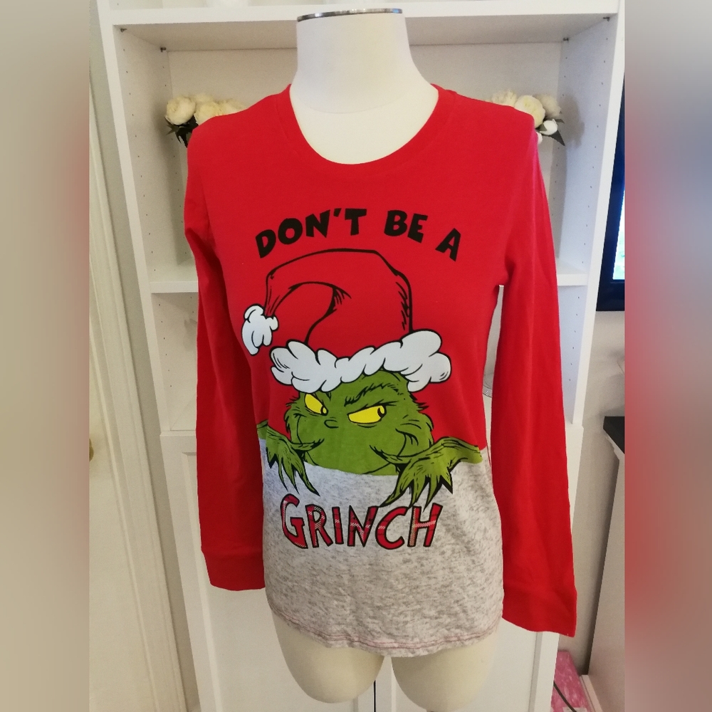 🆕 XS long sleeve red green Grinch Seuss lightweight top Cottont-shirt